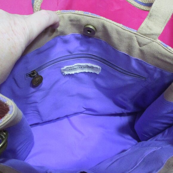 P45-NWT America & Beyond Lavender Jute Cheetah with Large Variegated Tassel Tote - Picture 9 of 9